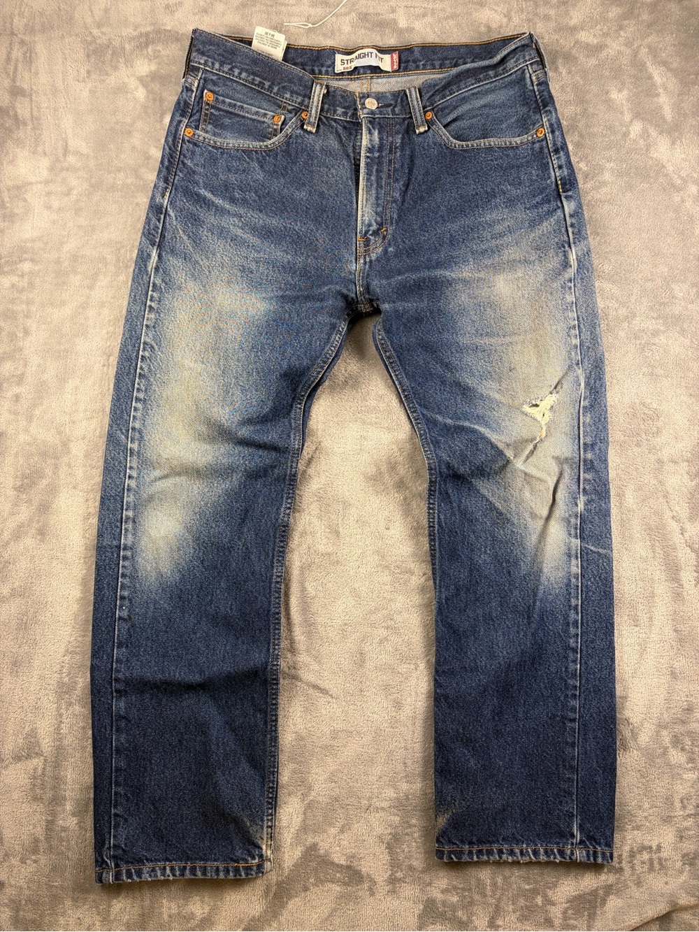 Levi's 505 Vintage Men's Straight Jeans in Faded Blue with Distressed Detail